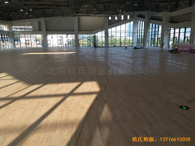四川宜宾市临港实验学校体育馆体育地板安装案例