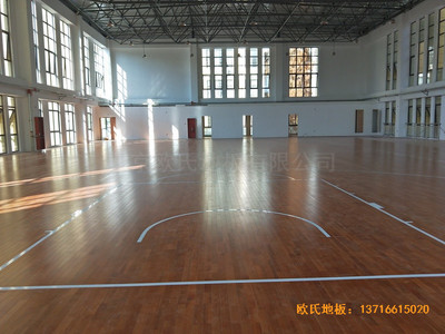 安徽上派学区中心学校篮球馆运动木地板施工案例