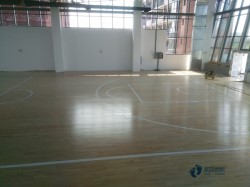 单层龙骨篮球体育地板维护保养