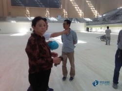 中等运动场木地板施工方案