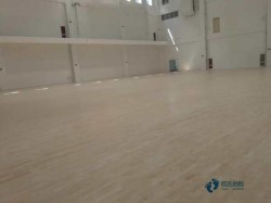 一般体育馆木地板施工队