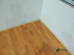 一般体育场地板施工流程