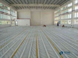 寻求篮球地板哪个牌子较好