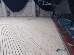 松木体育篮球木地板如何保洁