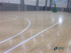 供应体育地板厂家报价