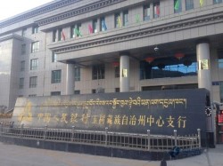 枫桦木运动体育地板怎样保养