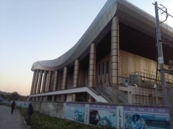 购买运动篮球木地板厂家报价