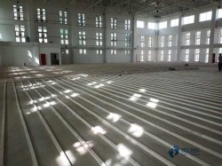 双层龙骨体育场木地板厂家报价