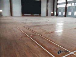 悬浮体育场地板施工流程