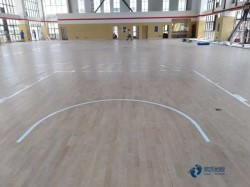 悬浮运动场地地板施工团队