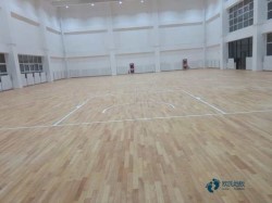 悬浮式运动型地板施工队
