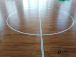 小学俄勒冈松舞台场木地板施工流程