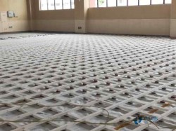 用什么运动篮球木地板安装公司