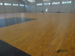 篮球场馆木地板哪个品牌好
